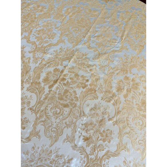 Waterford Tablecloth Gold Yellow Shimmery Damask 86" Round - Picture 4 of 12
